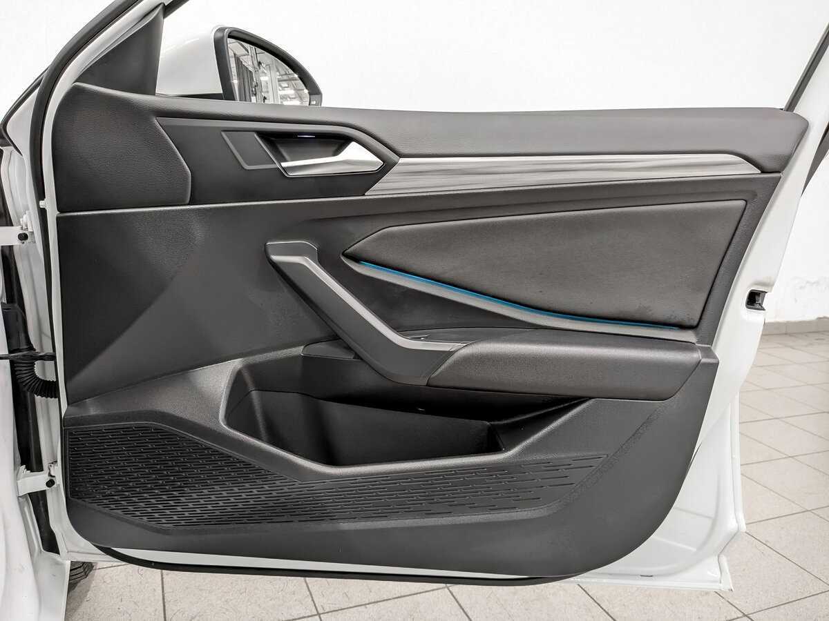 Купить Volkswagen Jetta с пробегом. Фото: #23