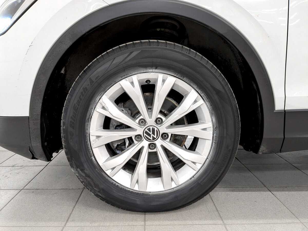 Купить Volkswagen Tiguan с пробегом. Фото: #16
