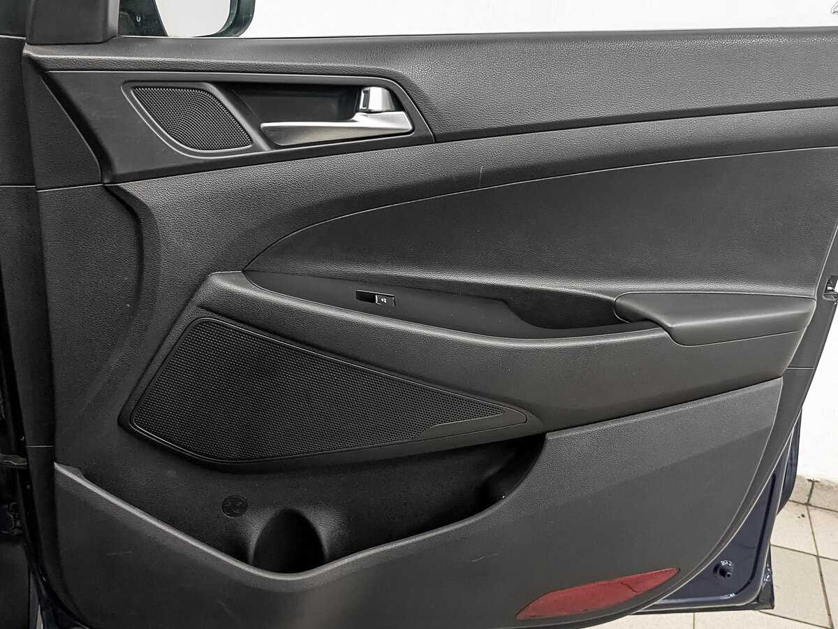 Купить Hyundai Tucson с пробегом. Фото: #22