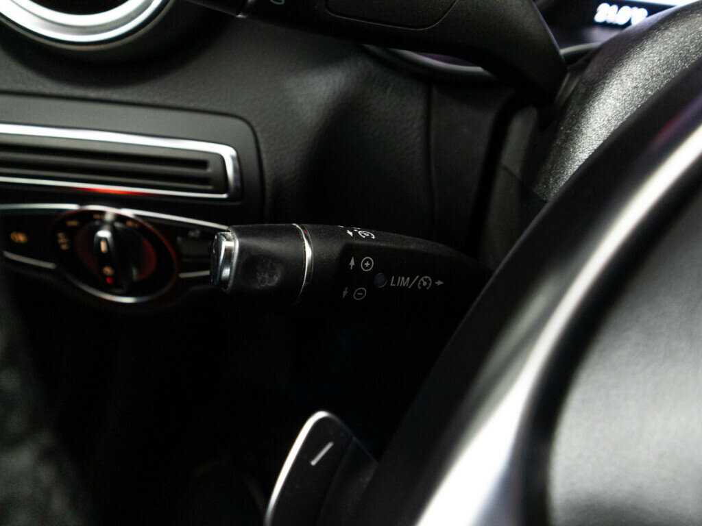 Купить Mercedes-Benz C-Класс с пробегом. Фото: #17