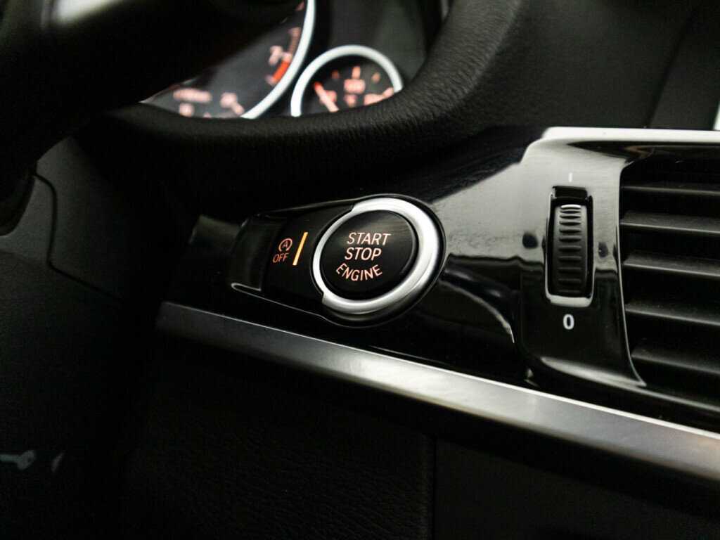 Купить BMW X3 с пробегом. Фото: #17