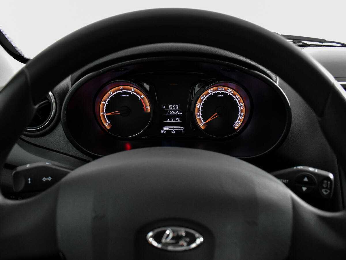 Купить Lada (ВАЗ) Granta с пробегом. Фото: #12