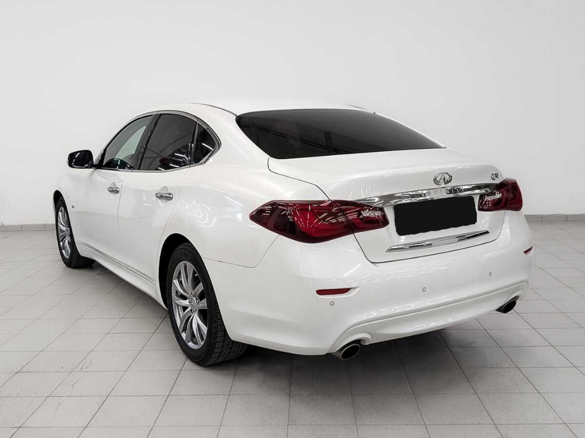 Купить Infiniti Q70 с пробегом. Фото: #6