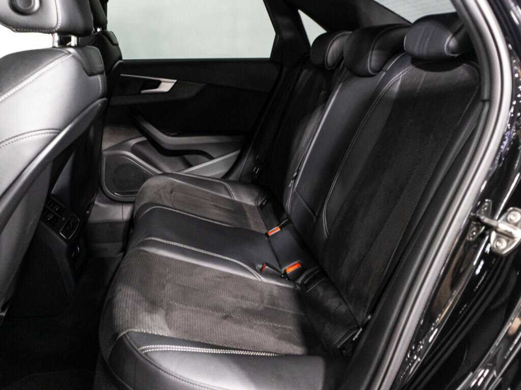 Купить Audi A4 с пробегом. Фото: #9