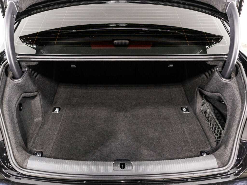 Купить Audi A4 с пробегом. Фото: #14