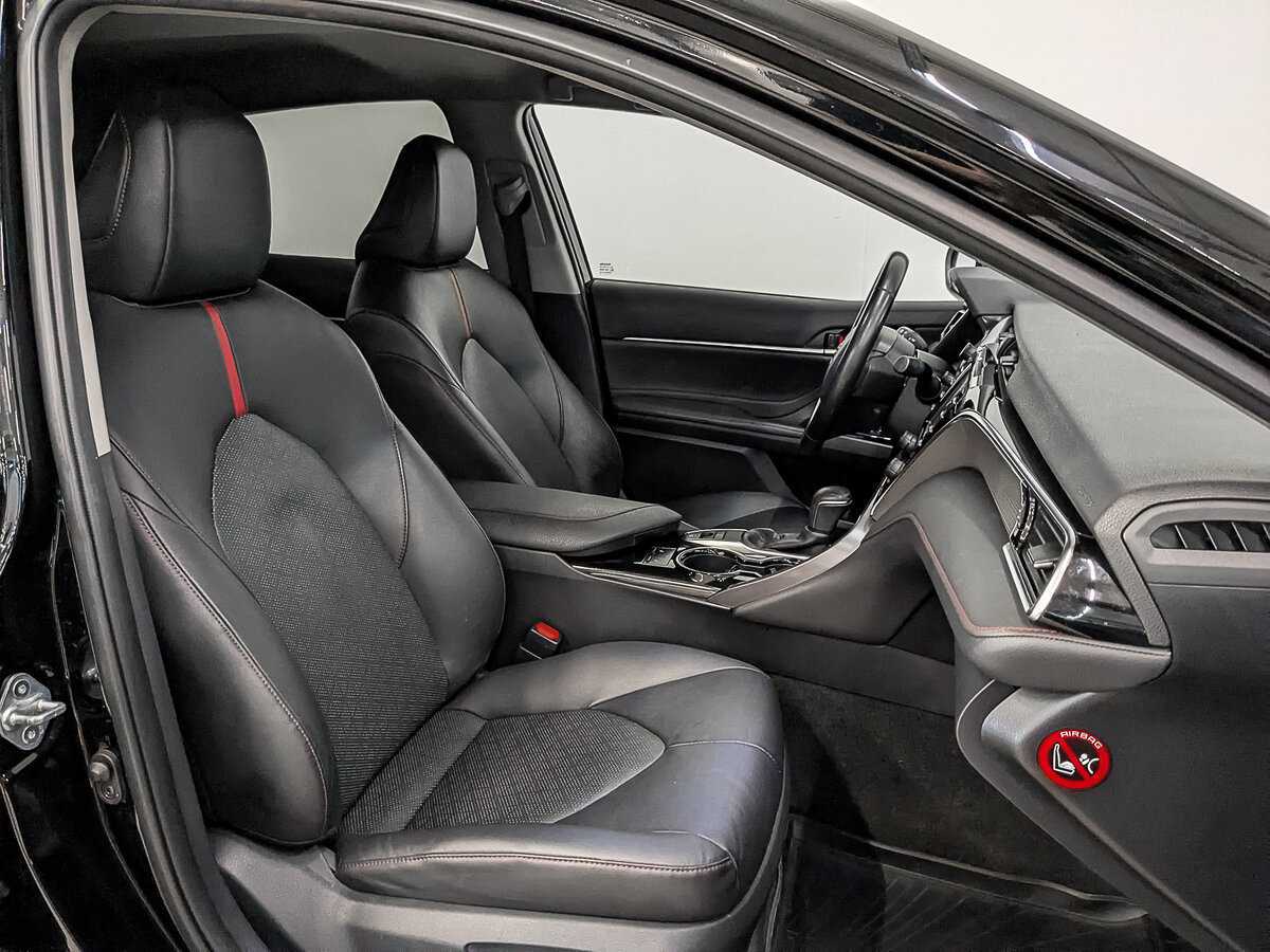 Купить Toyota Camry с пробегом. Фото: #23