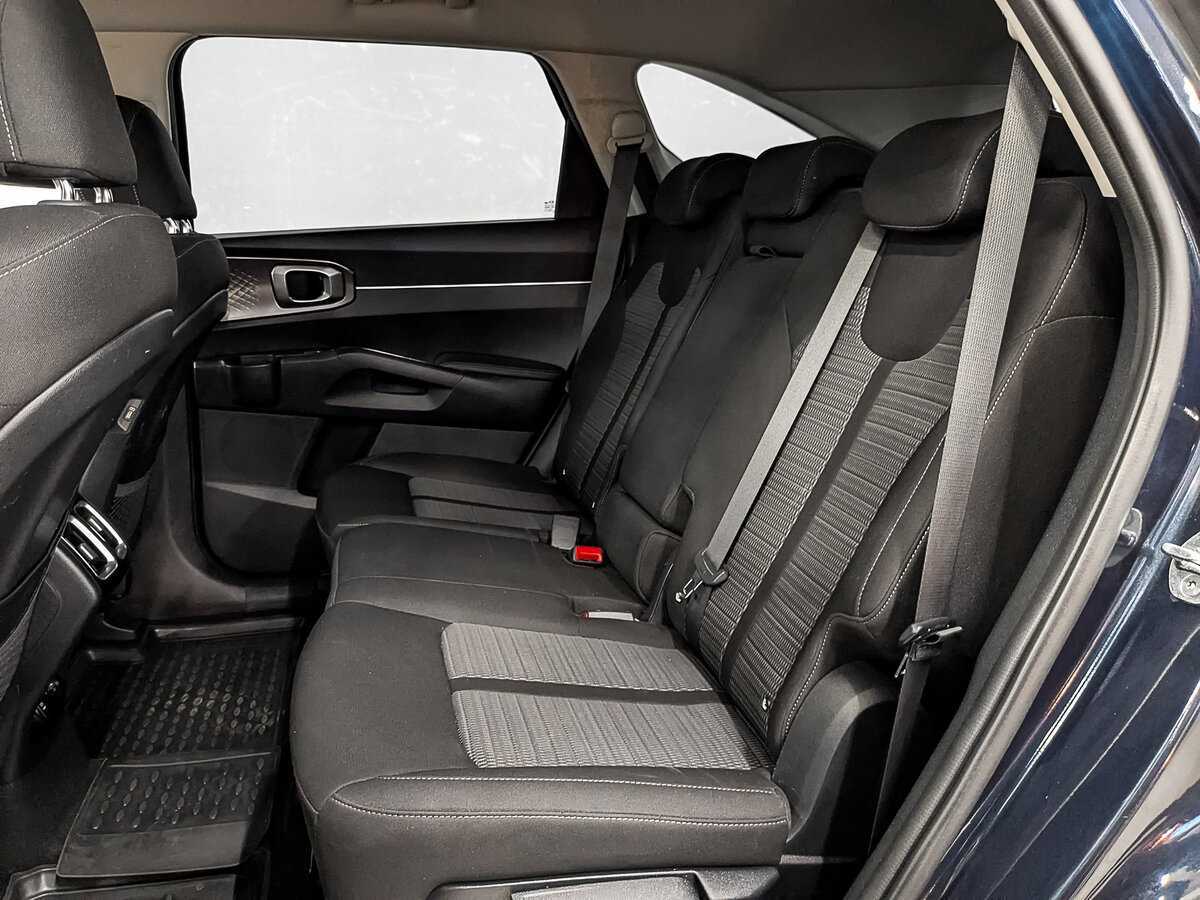 Купить Kia Sorento с пробегом. Фото: #17