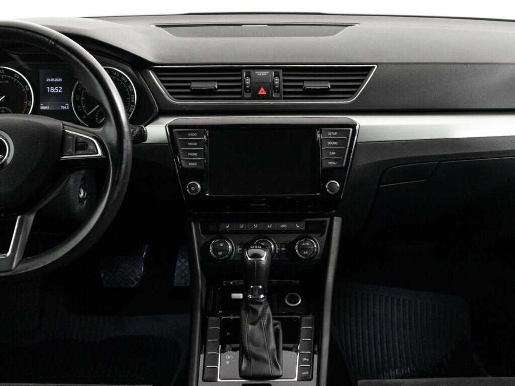 Купить Skoda Superb с пробегом. Фото: #13