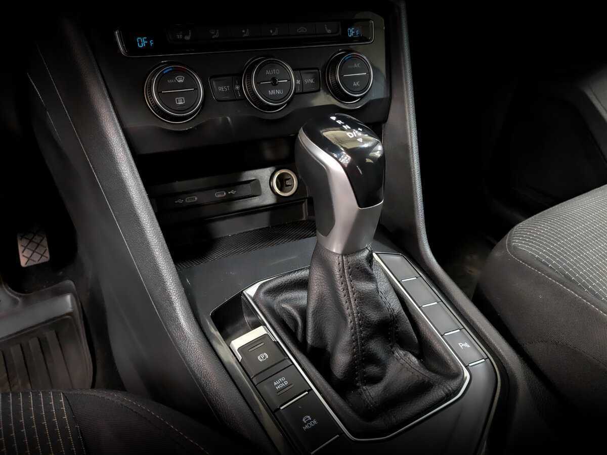 Купить Volkswagen Tiguan с пробегом. Фото: #25