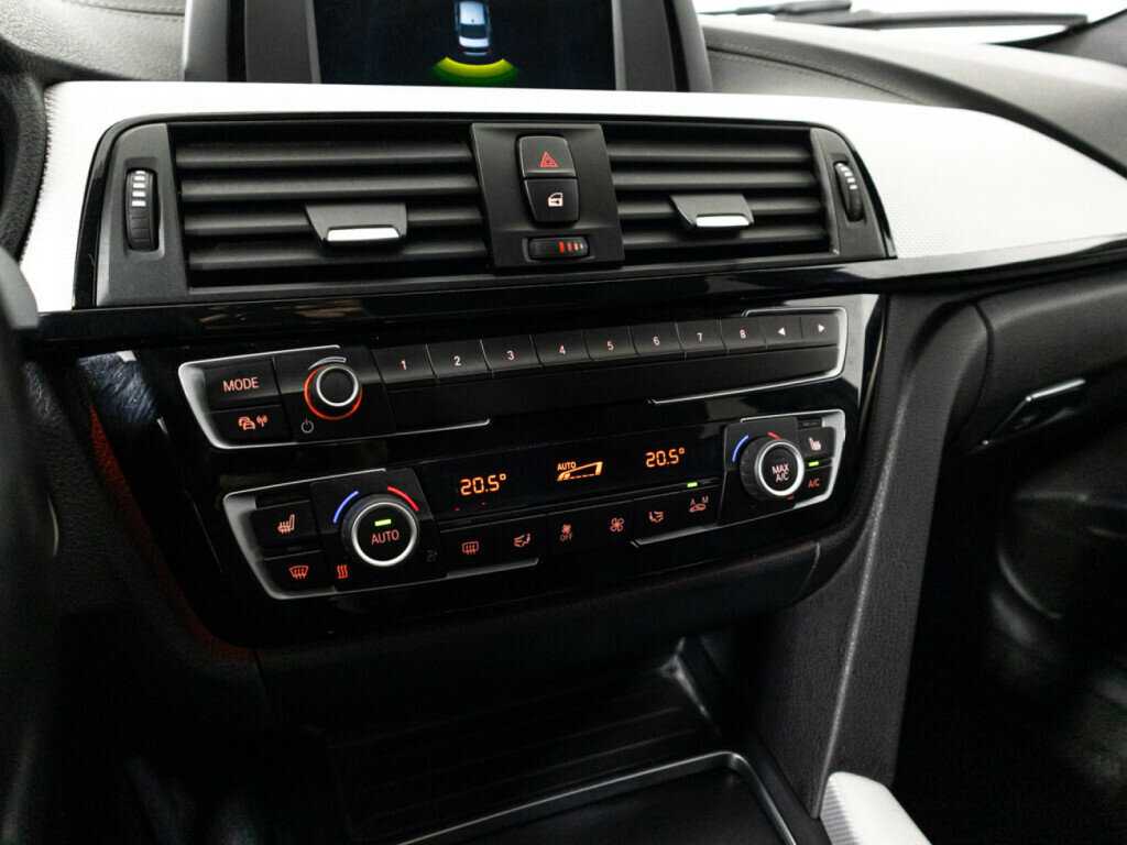 Купить BMW 3 серии с пробегом. Фото: #15