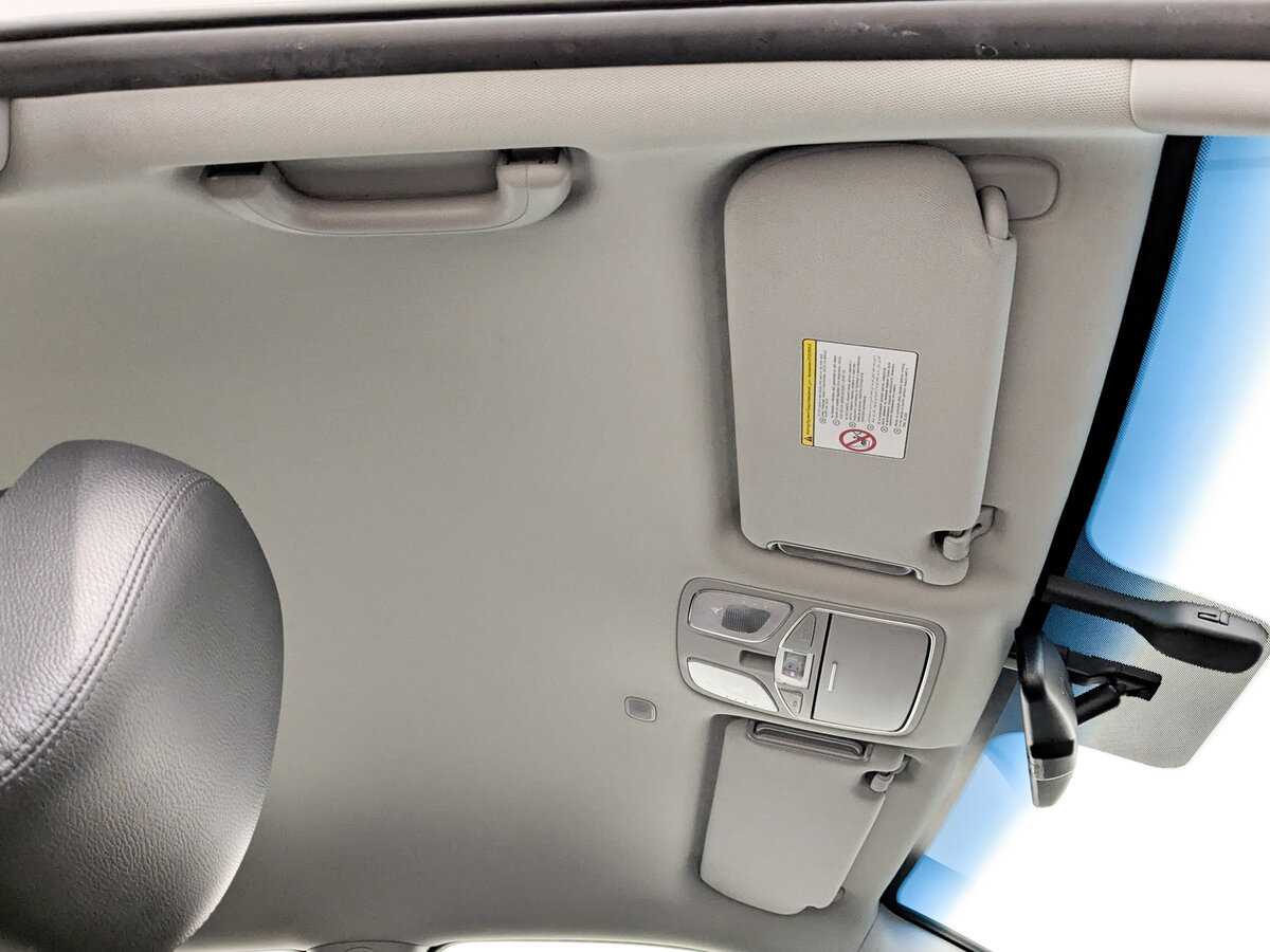 Купить Kia Sorento с пробегом. Фото: #19