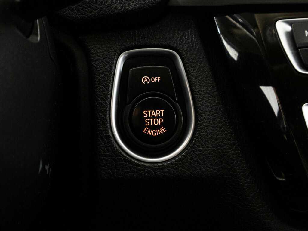 Купить BMW 3 серии с пробегом. Фото: #18