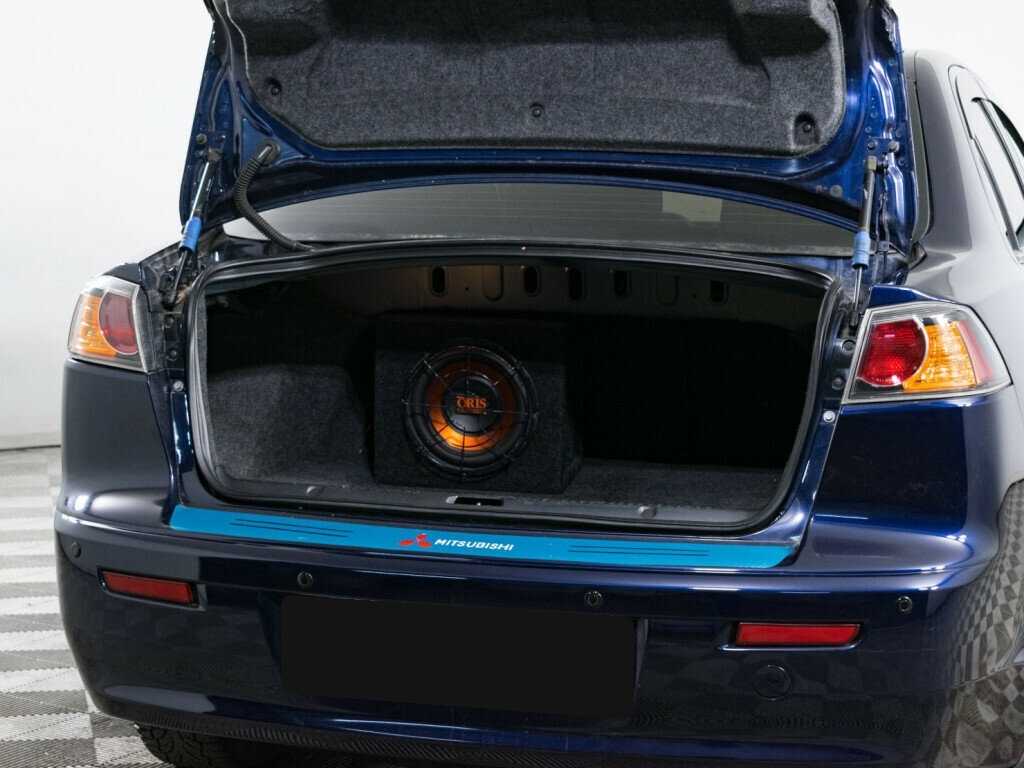 Купить Mitsubishi Lancer с пробегом. Фото: #5