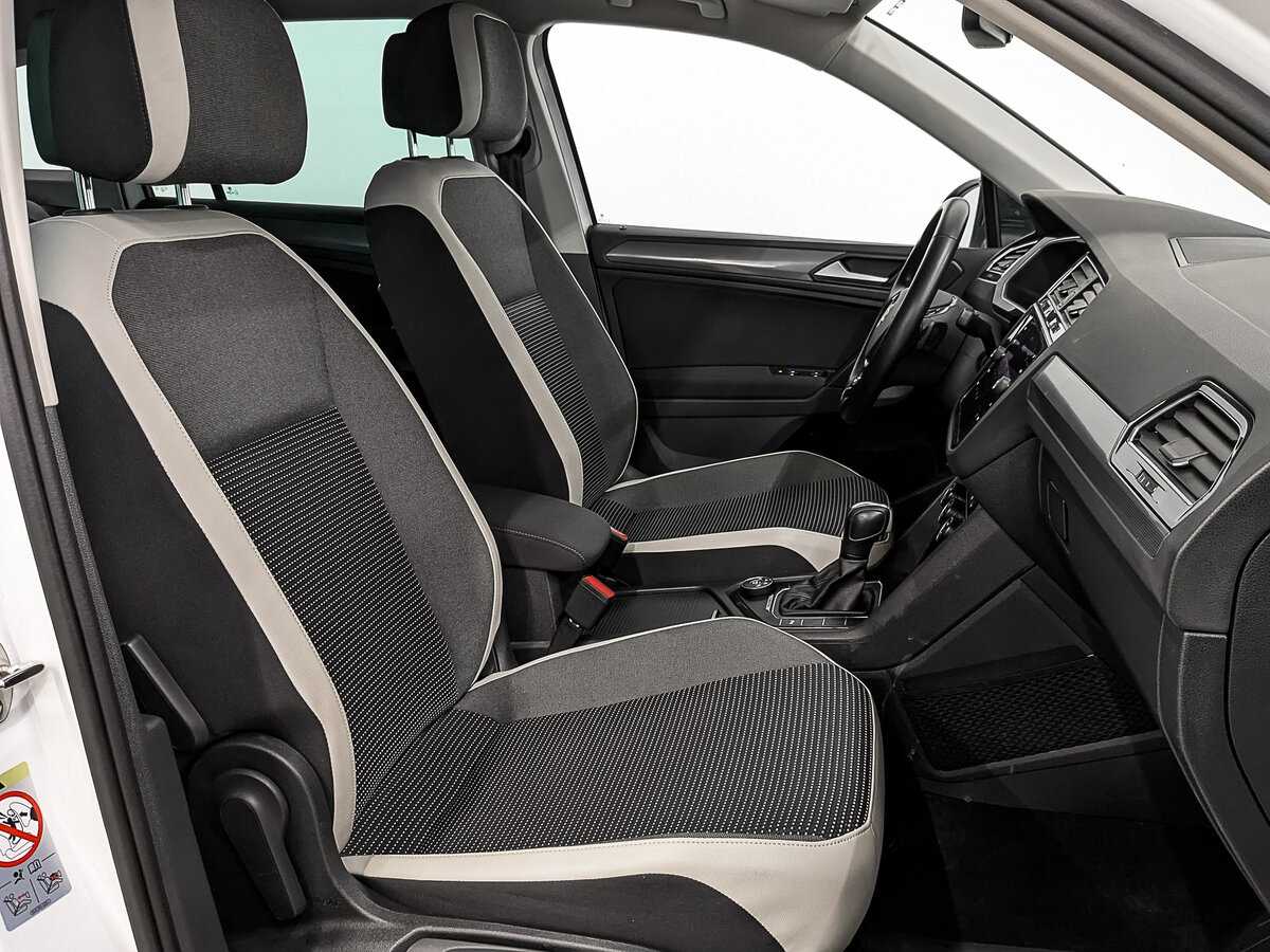 Купить Volkswagen Tiguan с пробегом. Фото: #23