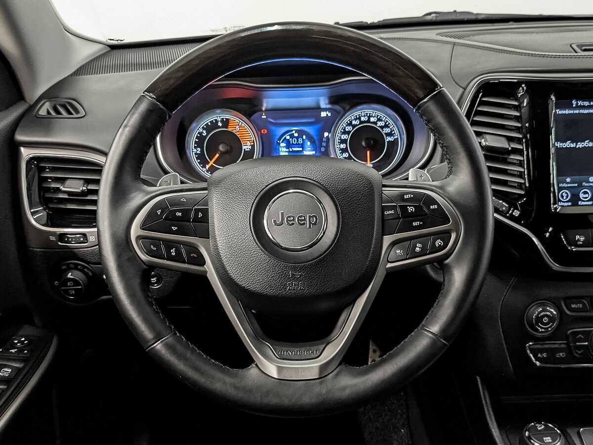 Купить Jeep Cherokee с пробегом. Фото: #19