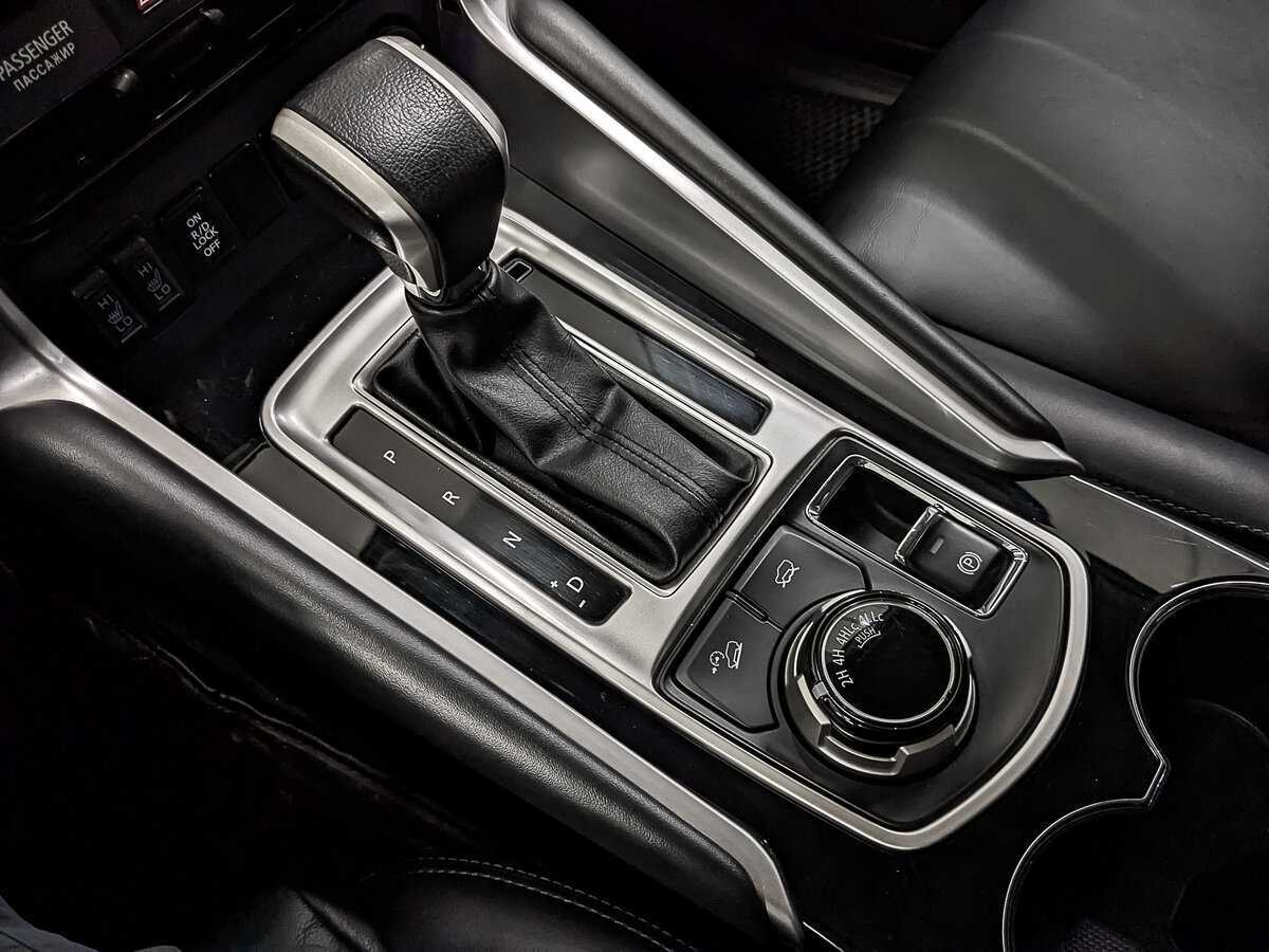 Купить Mitsubishi Pajero Sport с пробегом. Фото: #25