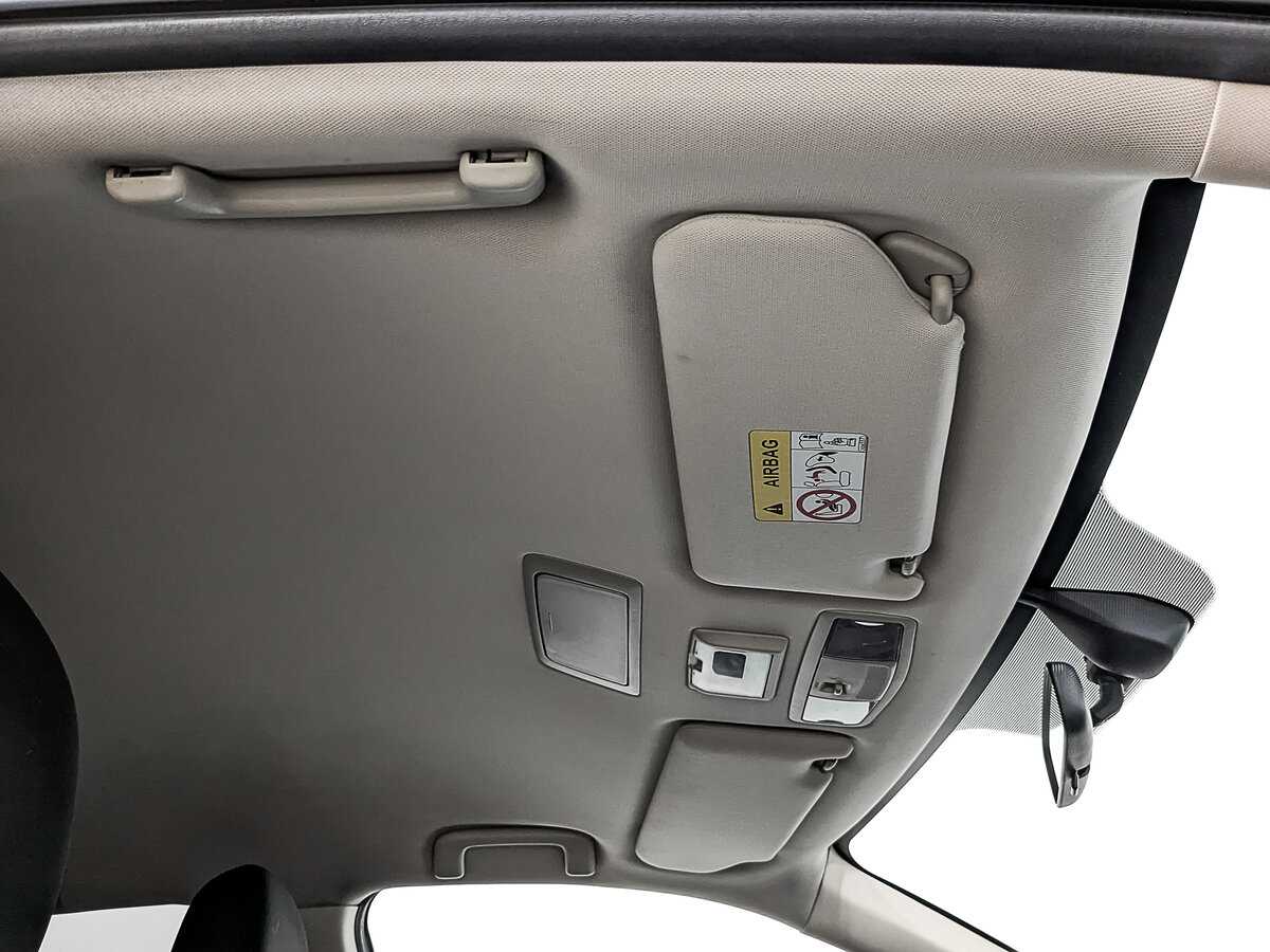 Купить Mitsubishi Outlander с пробегом. Фото: #21