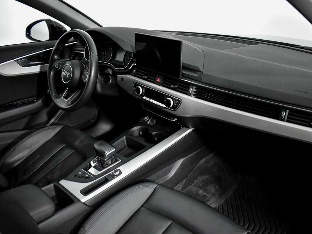 Купить Audi A4 с пробегом. Фото: #12