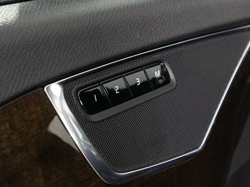 Купить Volvo XC90 с пробегом. Фото: #18