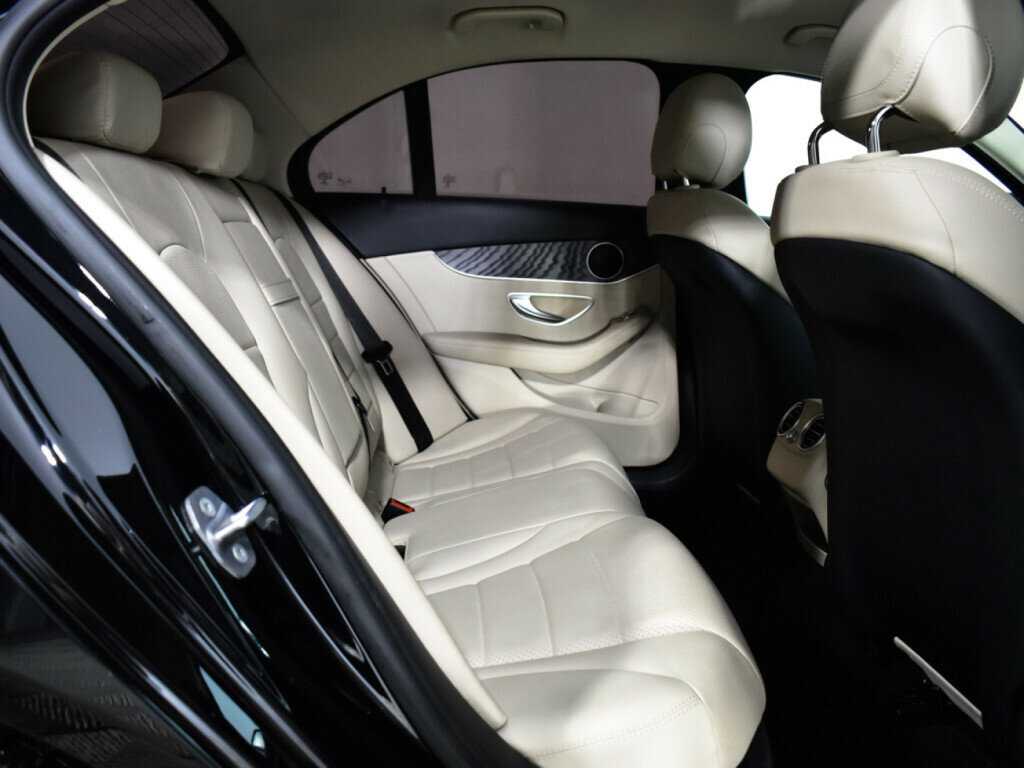 Купить Mercedes-Benz C-Класс с пробегом. Фото: #9