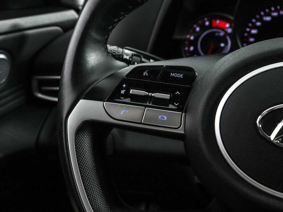 Купить Hyundai Elantra с пробегом. Фото: #13