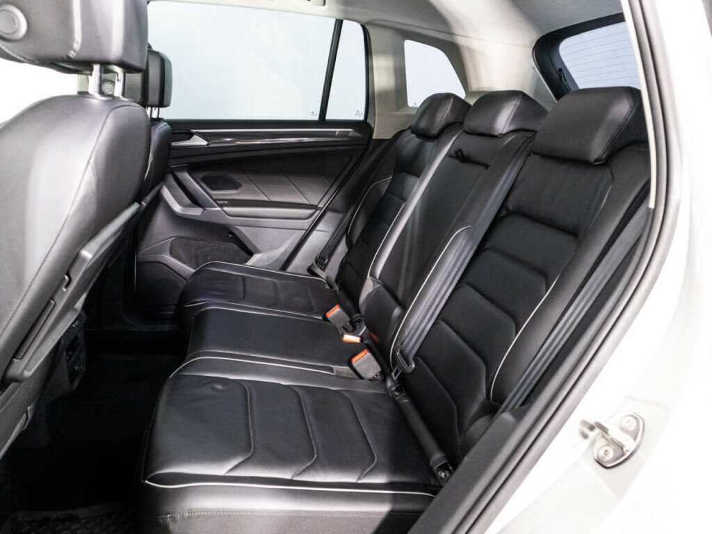 Купить Volkswagen Tiguan с пробегом. Фото: #9