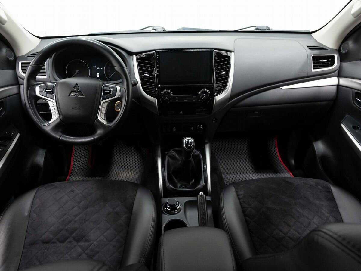 Купить Mitsubishi Pajero Sport с пробегом. Фото: #13