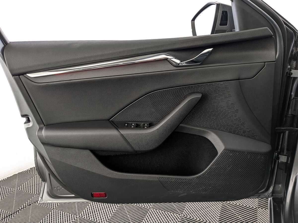 Купить Skoda Octavia с пробегом. Фото: #18