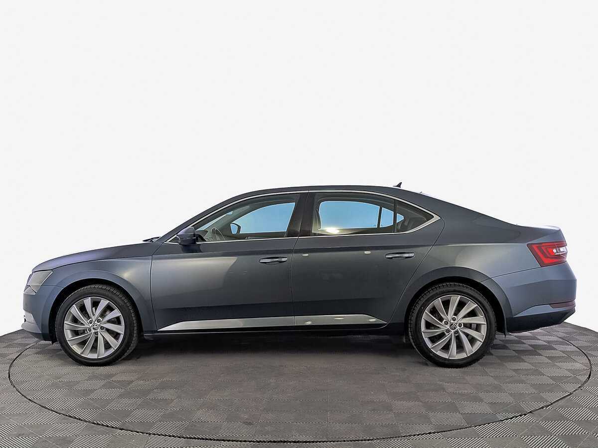 Купить Skoda Superb с пробегом. Фото: #7
