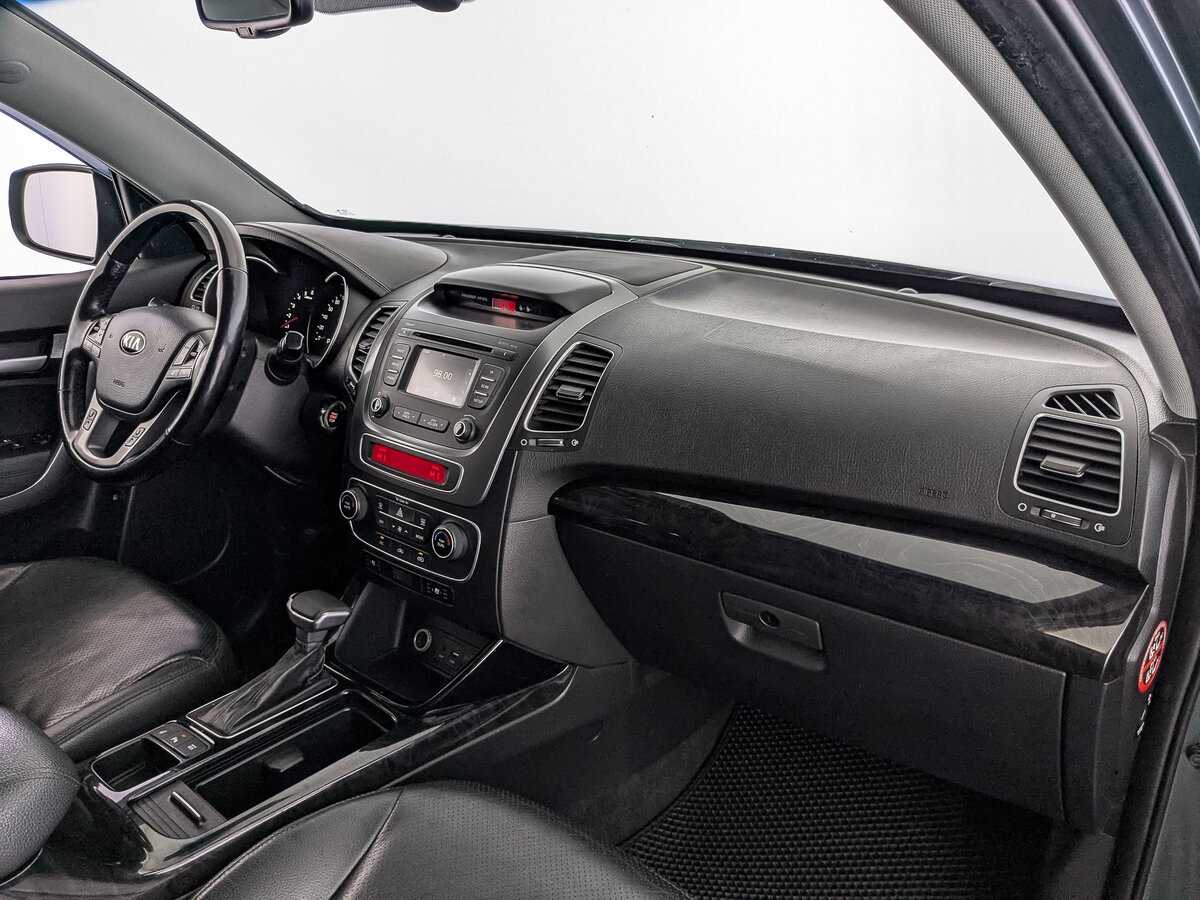 Купить Kia Sorento с пробегом. Фото: #12
