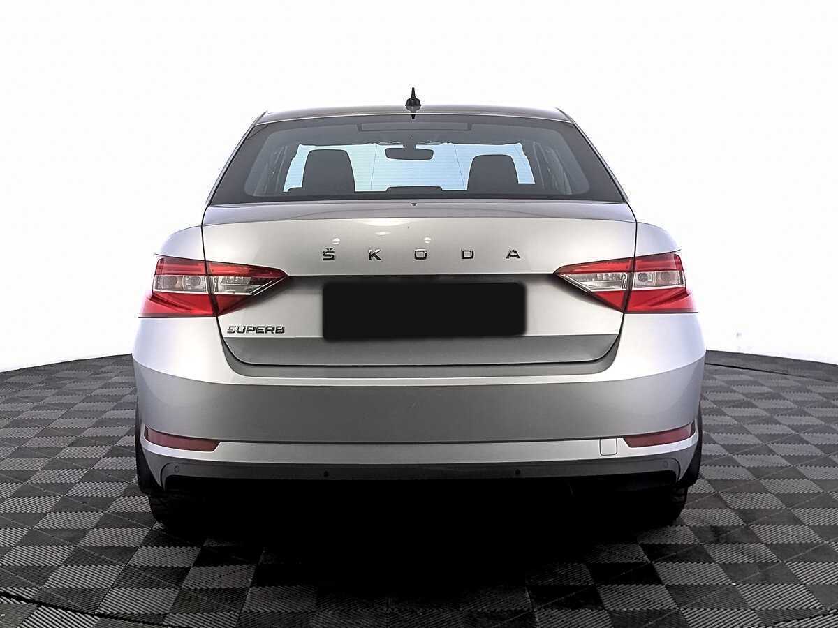 Купить Skoda Superb с пробегом. Фото: #5