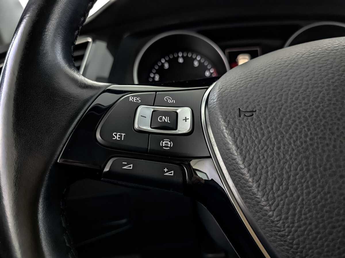 Купить Volkswagen Tiguan с пробегом. Фото: #28