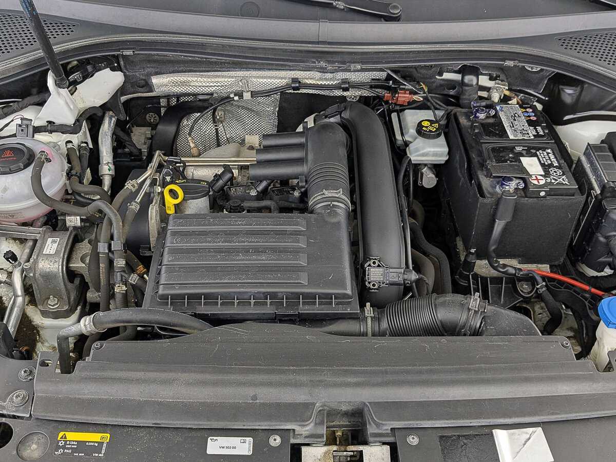 Купить Volkswagen Tiguan с пробегом. Фото: #8