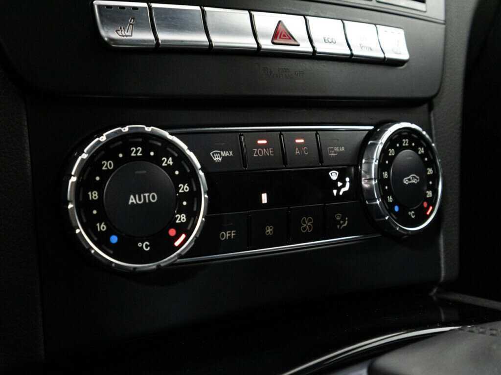 Купить Mercedes-Benz C-Класс с пробегом. Фото: #16