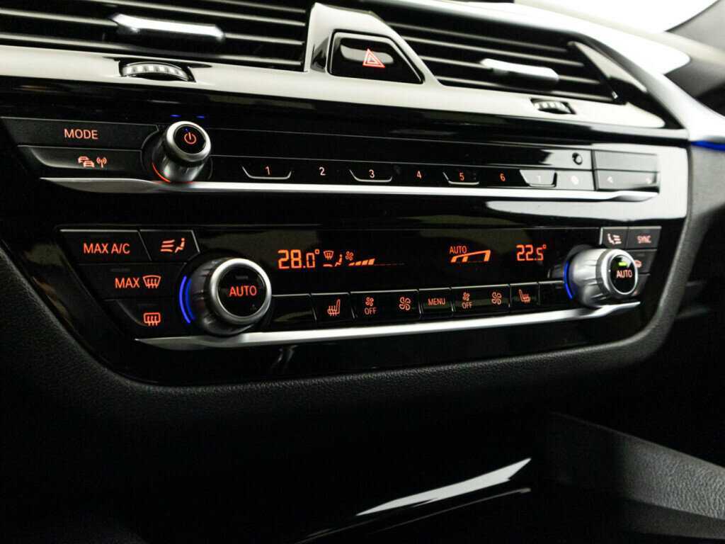 Купить BMW 5 серии с пробегом. Фото: #18