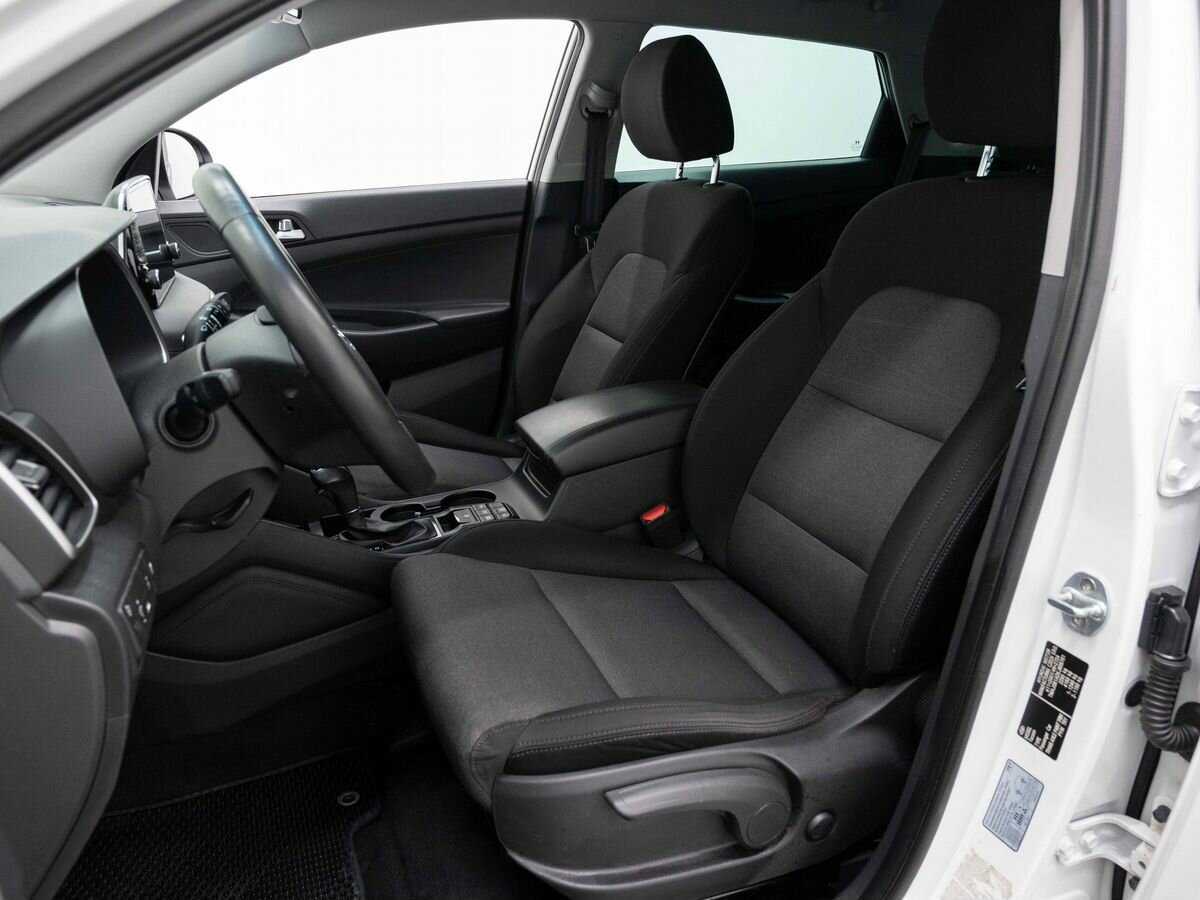 Купить Hyundai Tucson с пробегом. Фото: #8