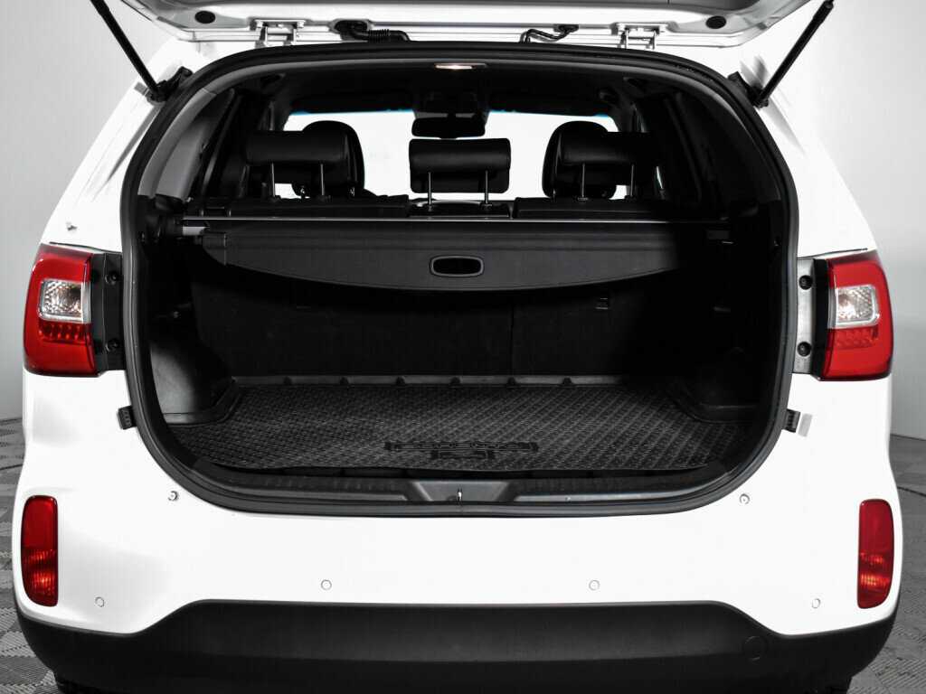 Купить Kia Sorento с пробегом. Фото: #22