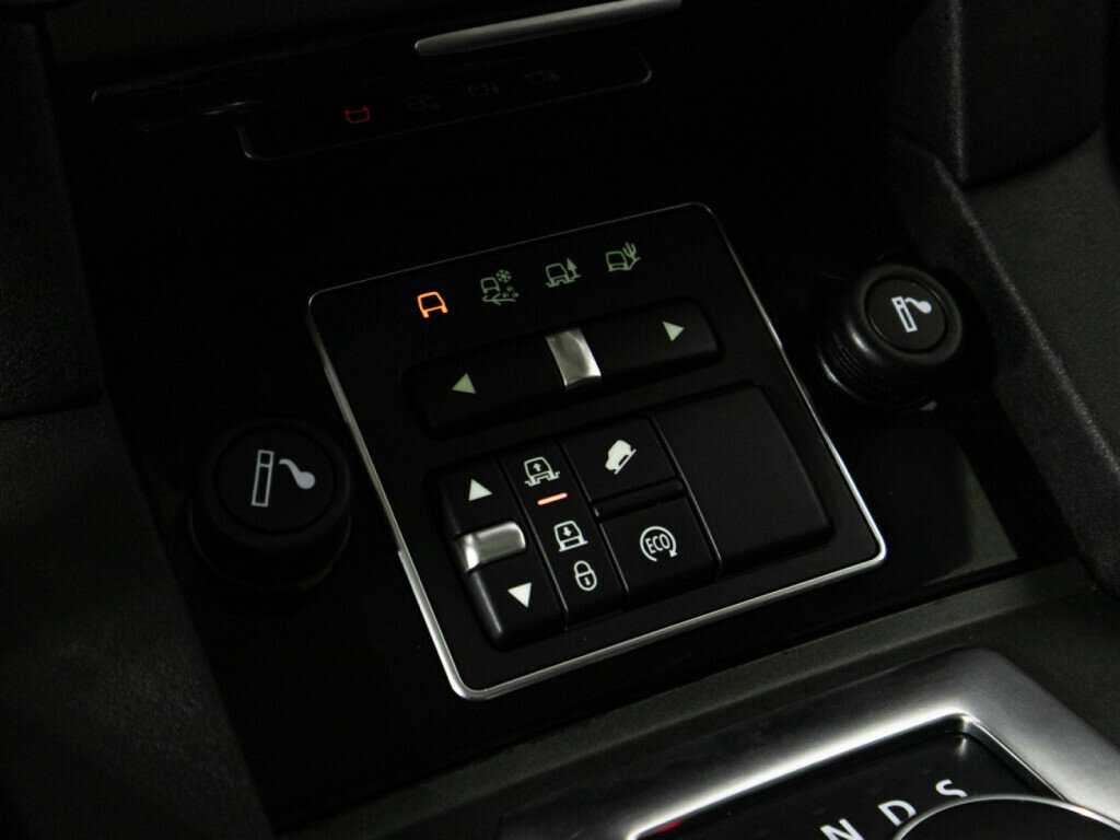 Купить Land Rover Discovery с пробегом. Фото: #16