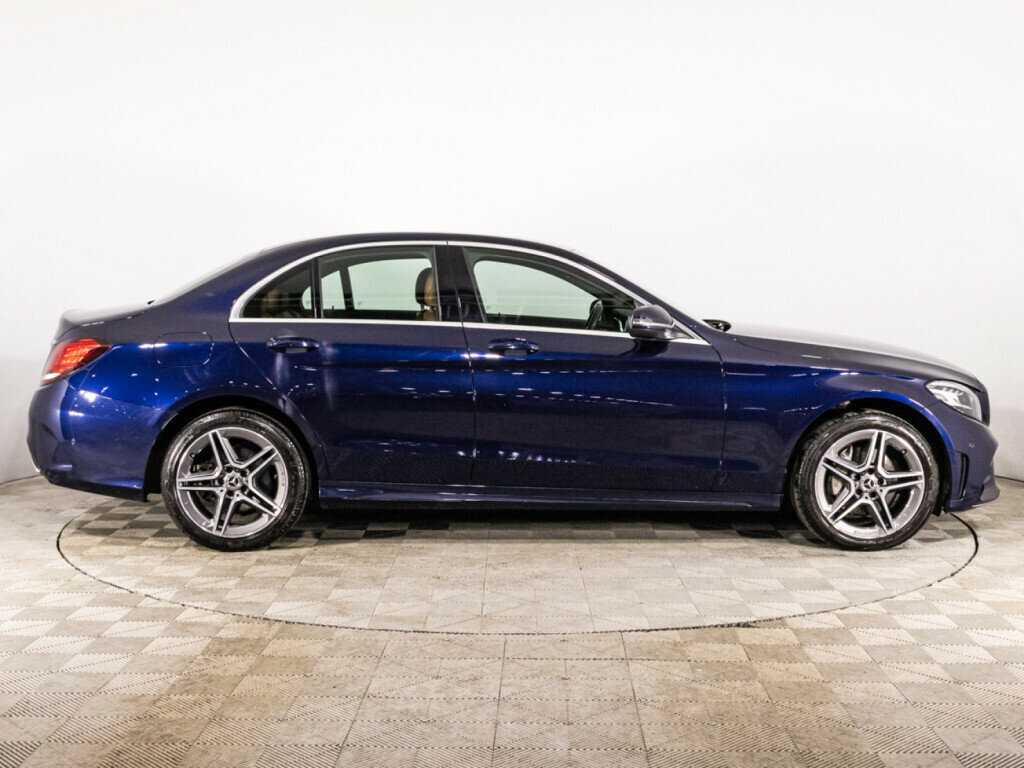 Купить Mercedes-Benz C-Класс с пробегом. Фото: #3