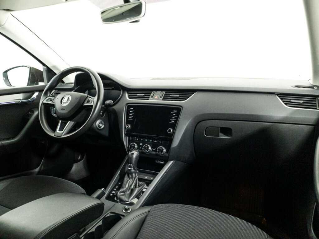 Купить Skoda Octavia с пробегом. Фото: #8