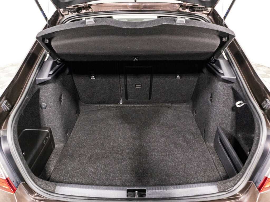 Купить Skoda Octavia с пробегом. Фото: #14