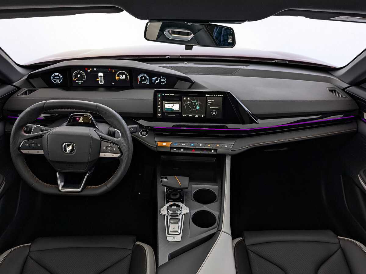 Купить Changan UNI-V с пробегом. Фото: #13