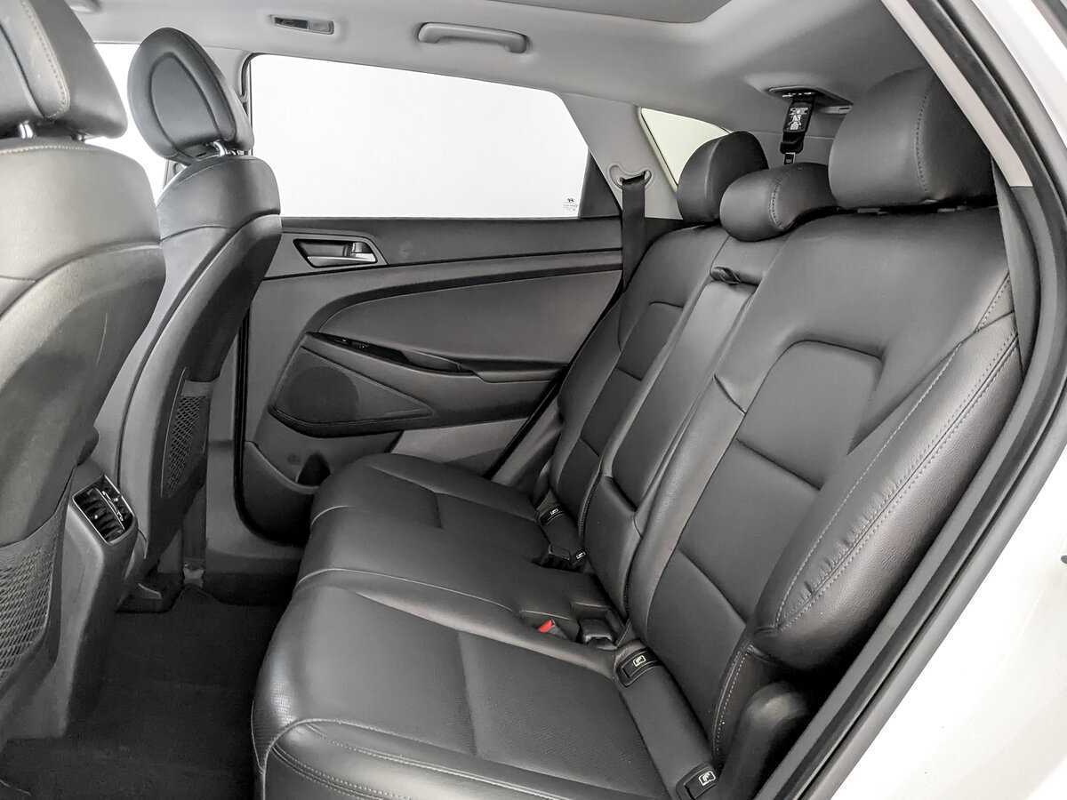 Купить Hyundai Tucson с пробегом. Фото: #11