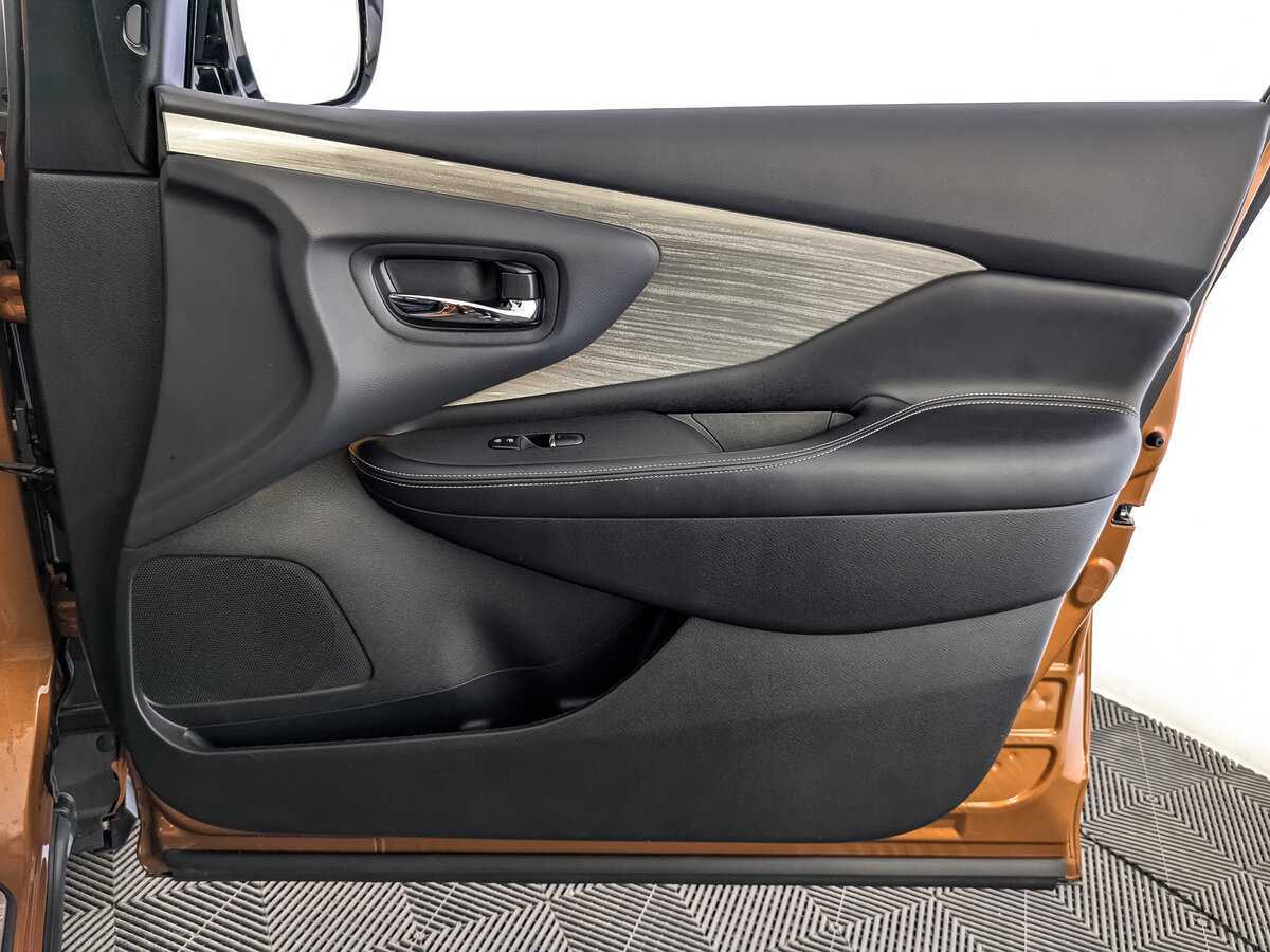 Купить Nissan Murano с пробегом. Фото: #22