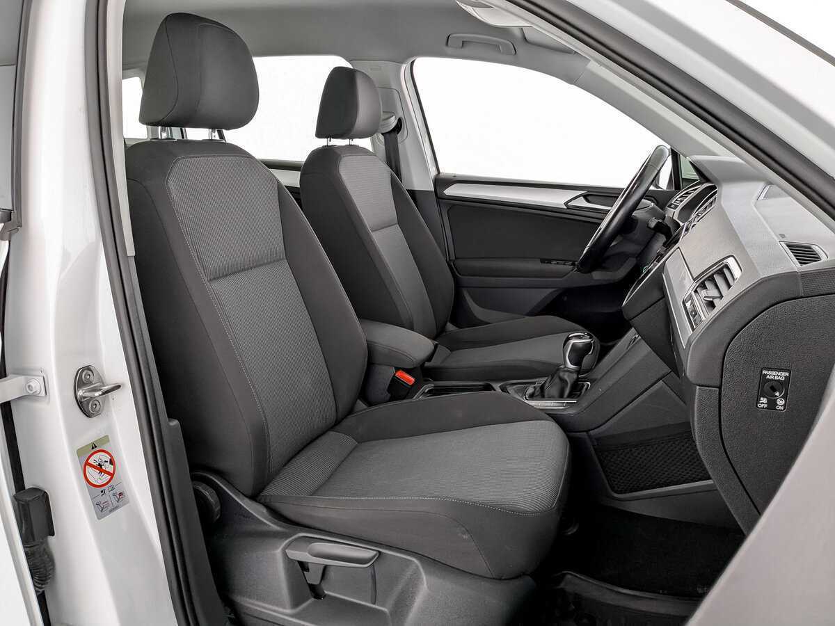 Купить Volkswagen Tiguan с пробегом. Фото: #22