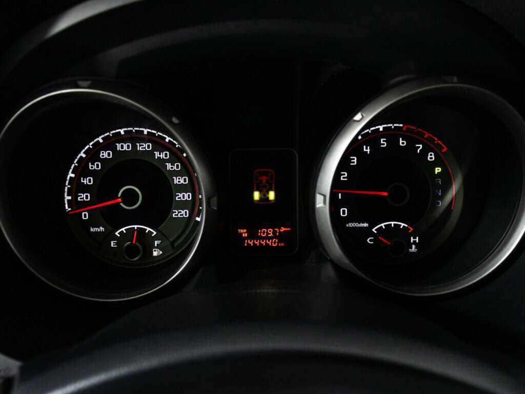 Купить Mitsubishi Pajero с пробегом. Фото: #17