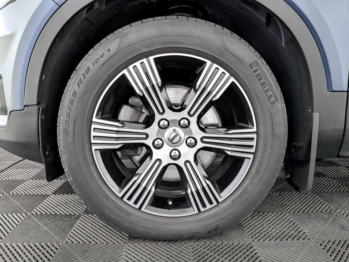 Купить Volvo XC40 с пробегом. Фото: #16