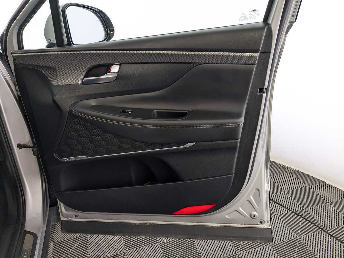 Купить Hyundai Santa Fe с пробегом. Фото: #23
