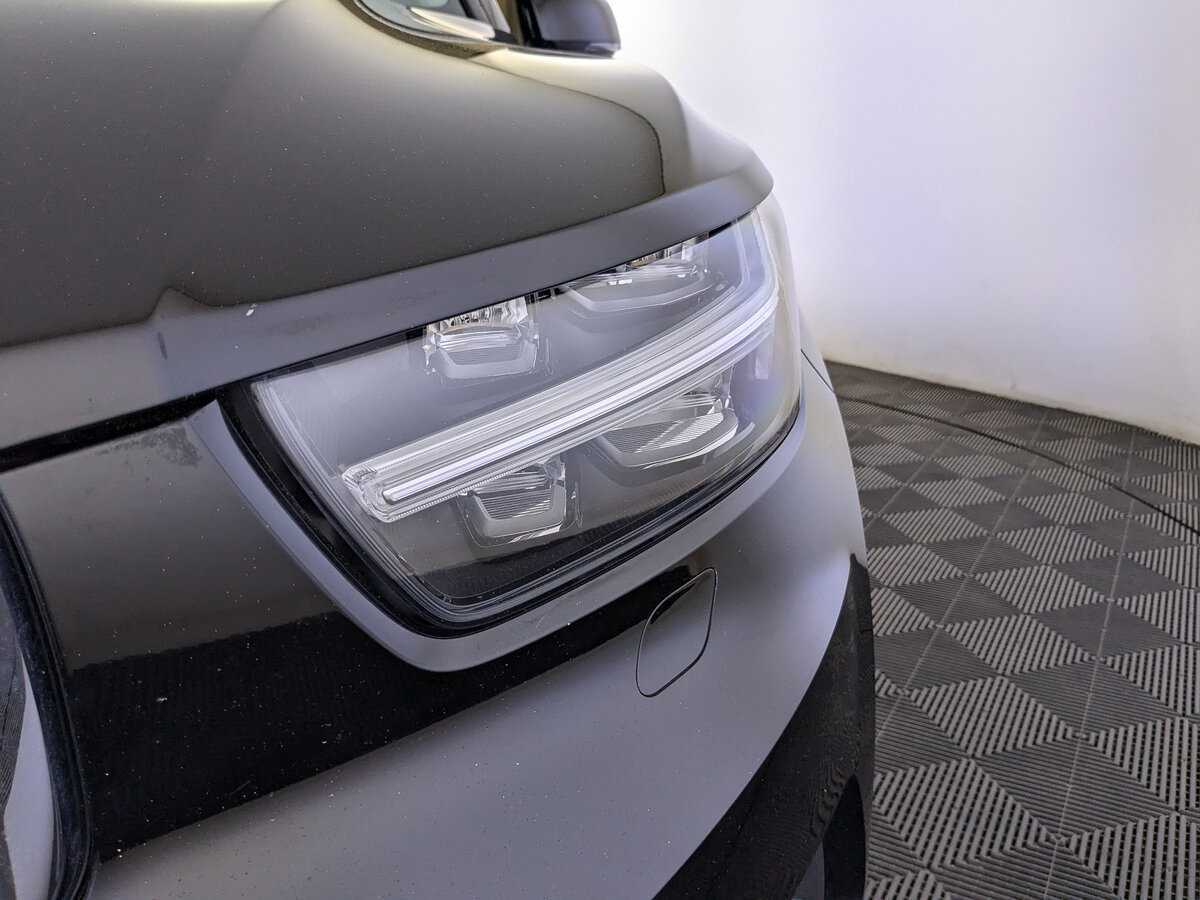Купить Volvo XC40 с пробегом. Фото: #10