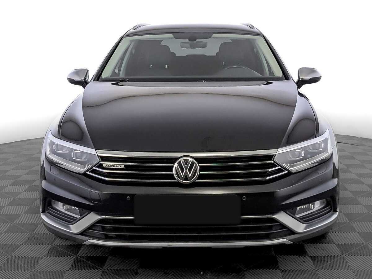 Купить Volkswagen Passat с пробегом. Фото: #1